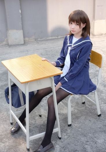 欧美丝袜丝交足nylons_快播高清无删减WWW