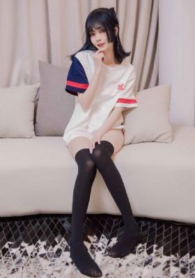 国产高颜值年轻女百合手指_在线观看