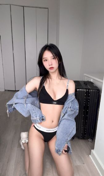 欧美艳星kaliroses_4K在线视频观看
