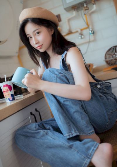 一个女人的胴体_BD英语天堂在线