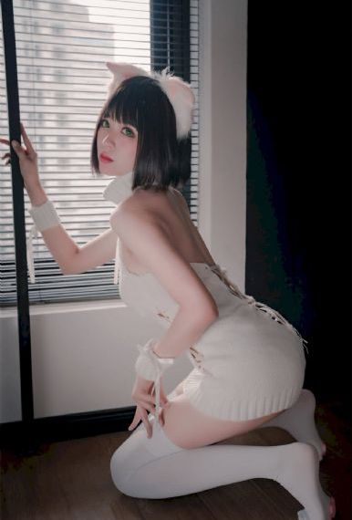 欧美风上衣女性感_高清免费在线观看