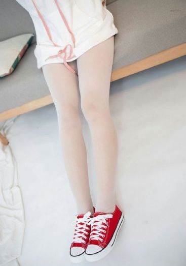 欧美女性精致视频_超清电影完整版