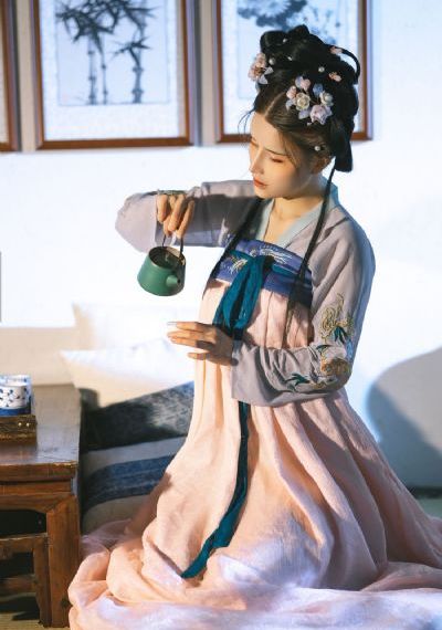 欧美纸玫瑰的折法图解_蓝光电影完整版在线观看