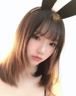 欧美大屁股丝袜滥交_720日韩电影在线