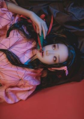 欧美图片头像男女搭配_国语迅雷下载
